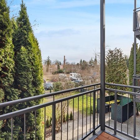 Salihomes/Max Apartment/5Pax/Modern Eingerichtet/Voll Ausgestattet Kueche Markranstadt Bagian luar foto