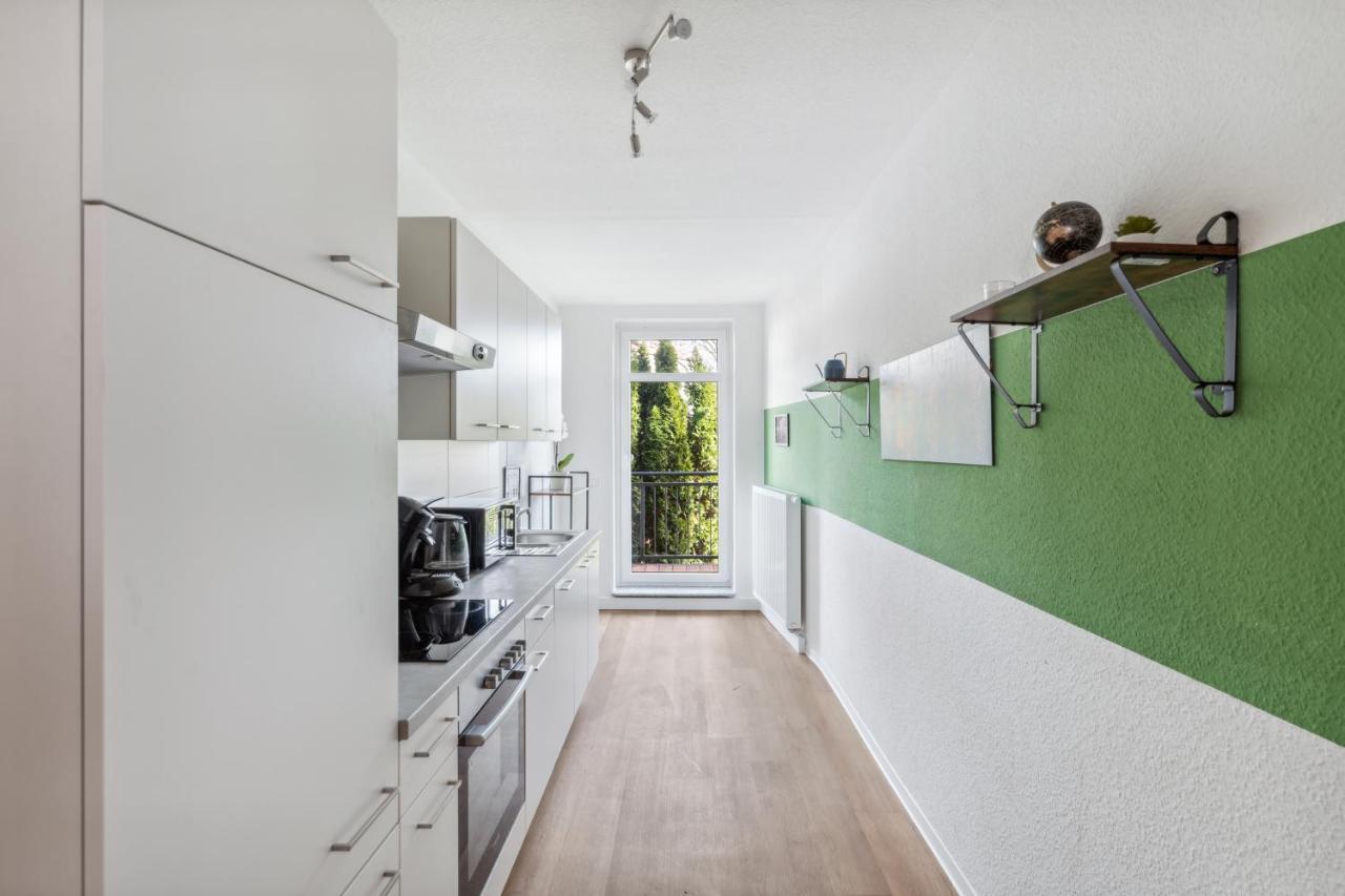 Salihomes/Max Apartment/5Pax/Modern Eingerichtet/Voll Ausgestattet Kueche Markranstadt Bagian luar foto
